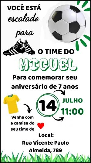 Convite Aniversário Futebol Masculino com Bola para Editar Online