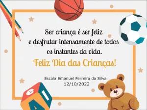 Cartão Dia das Crianças com Brinquedos para Editar Online