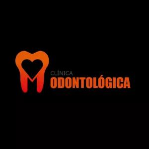 Logo para Dentista com Coração para Editar Online