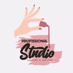 Logo Manicure Profissional com Esmalte para Editar Online